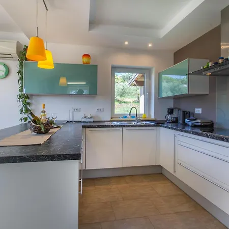 3 Bedroom Awesome In * Sečovlje