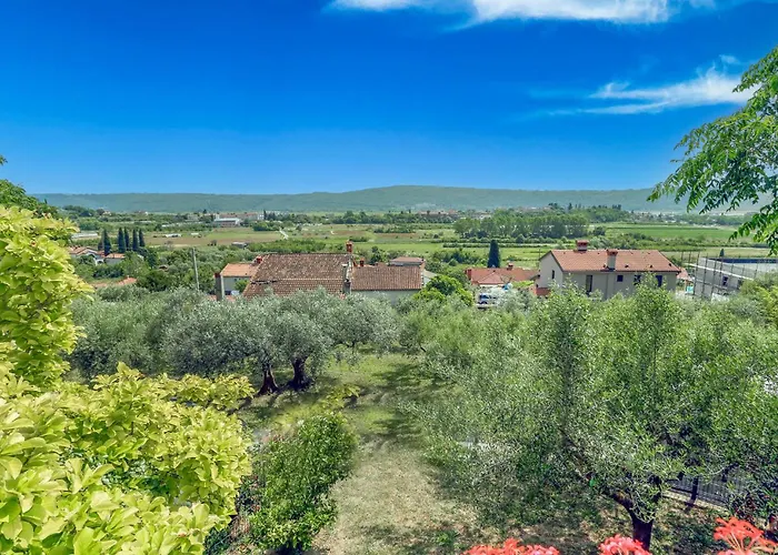 3 Bedroom Awesome In Sečovlje