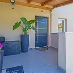 דירה 3 Bedroom Awesome In *