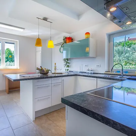 3 Bedroom Awesome In * Sečovlje