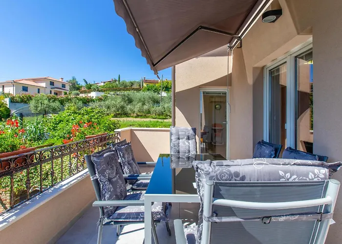 Lejlighed 3 Bedroom Awesome In Sečovlje